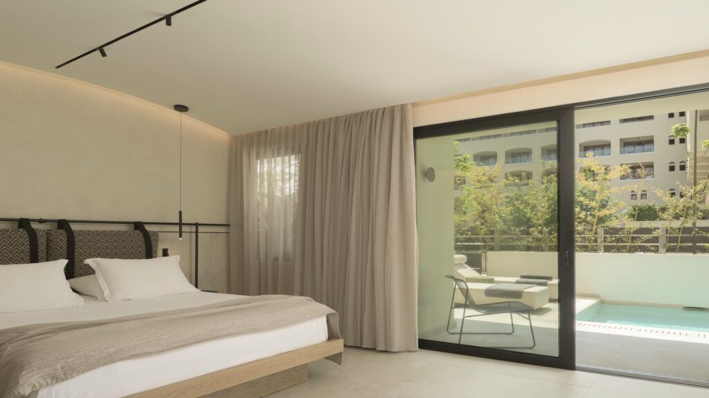 Theartemis Palace Swim Up Suites 3